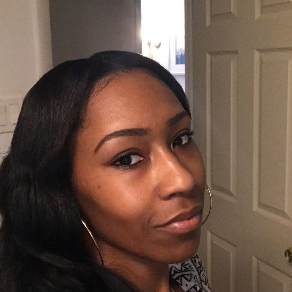 Meet your Posher, Monica